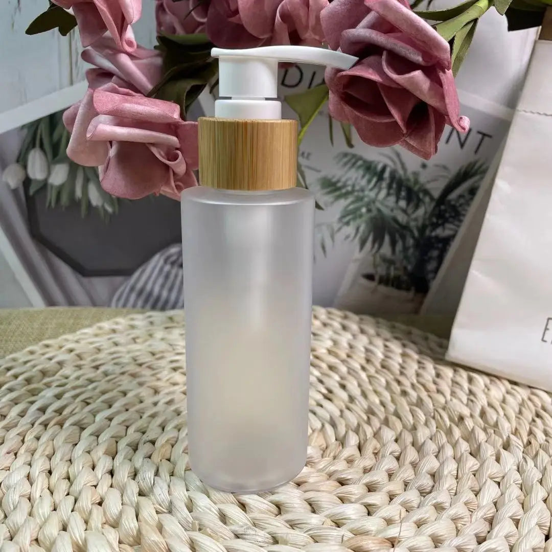 Cosmetic Spray Bottle with Bamboo Lid